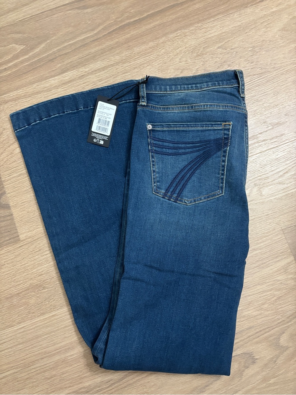 7 For All Mankind Women's Wide Leg Jeans in Deep Blue Wash